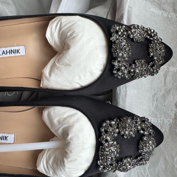MANOLO BLAHNIK HANGISIFLAT size 7 brand new - Picture 5 of 8